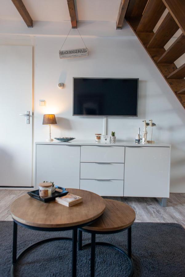 Strandhuis De Zeeparel Met Hottub Petten Exteriör bild